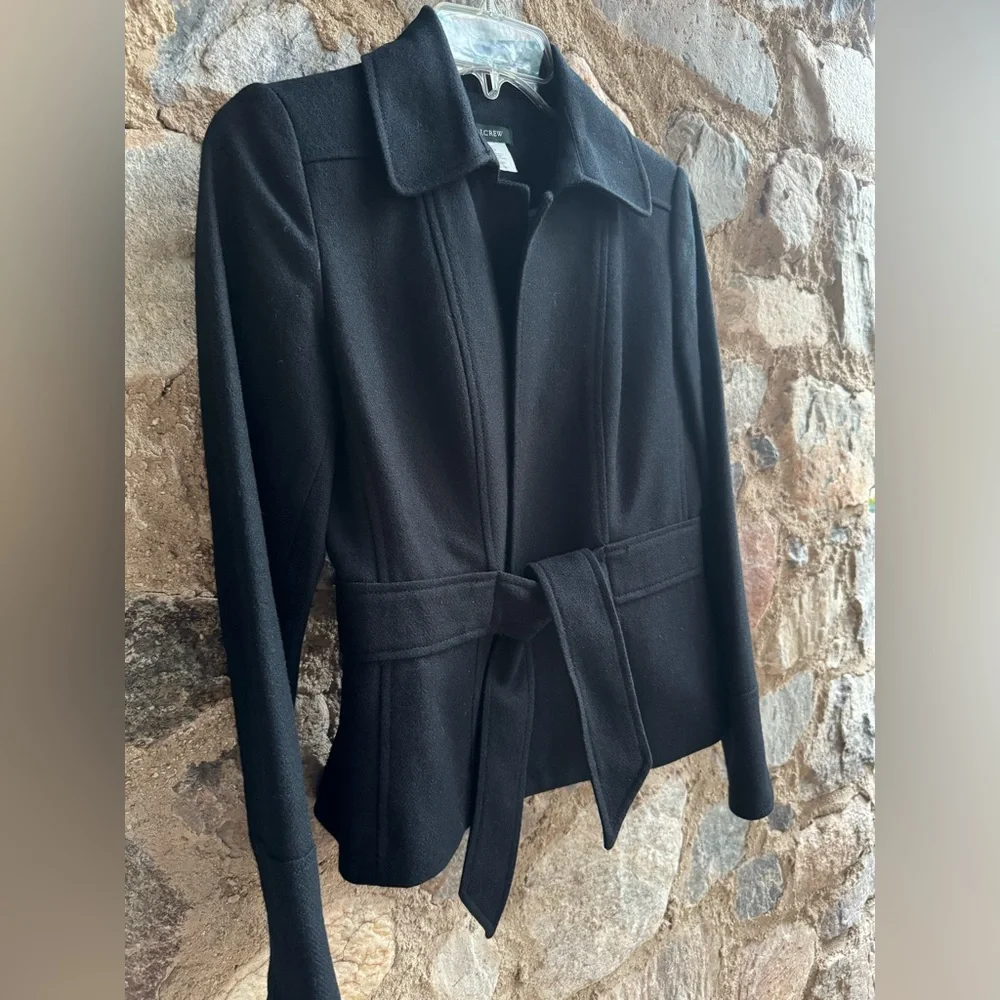 J. Crew Robert Noble Scottish Wool Belted Blazer Black Women’s Size 2 - Picture 5 of 12